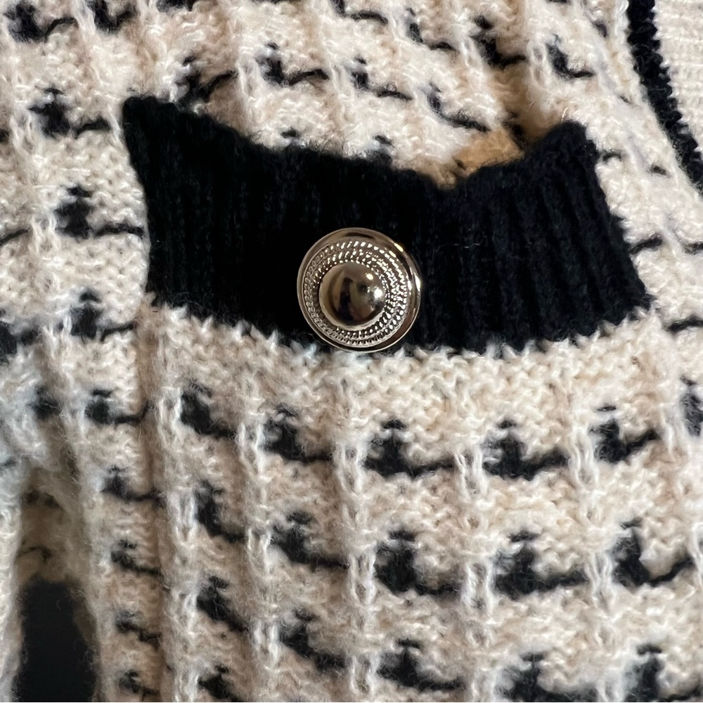 SHEIN Black and Cream Patterned Knit sweater - Picture 11 of 12